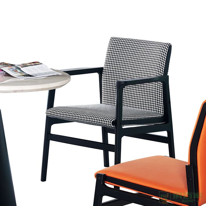 图龙家具现代简约家用北欧餐厅实木椅子休闲椅
