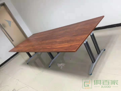 全新会议桌一米八，两米，两米四，会议桌郑州免费送货安装
